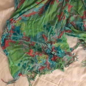 ✨Lilly Pulitzer scarf✨